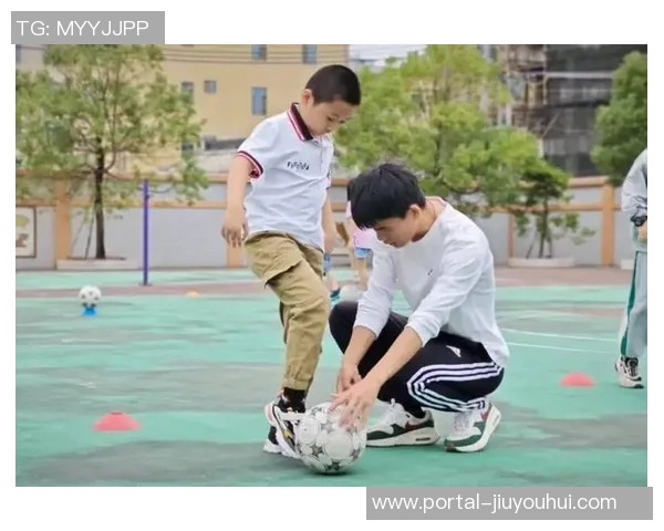 小学足球校队培养孩子团队精神与竞技能力的全面发展之路